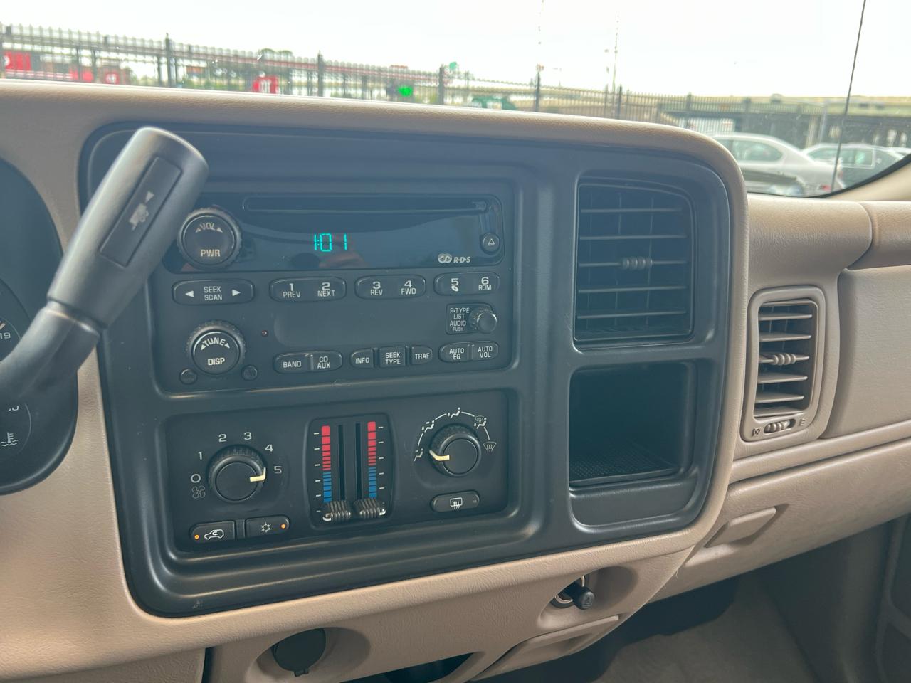 Chevrolet Silverado 1500HD HD LS Crew Cab 2WD 2003