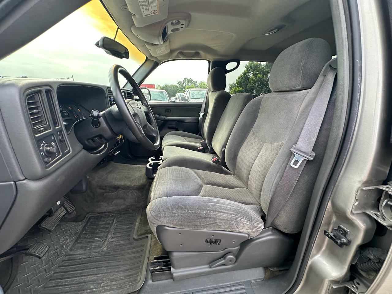 Chevrolet Silverado 2500HD LS Crew Cab Short Bed 2WD 2003