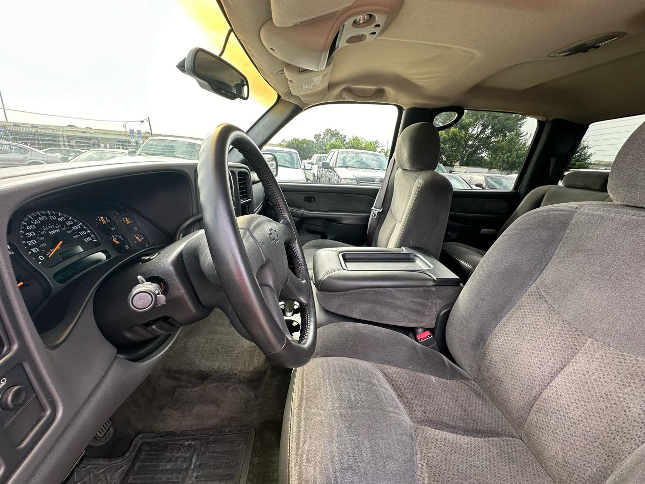 Chevrolet Silverado 2500HD LS Crew Cab Short Bed 2WD 2003