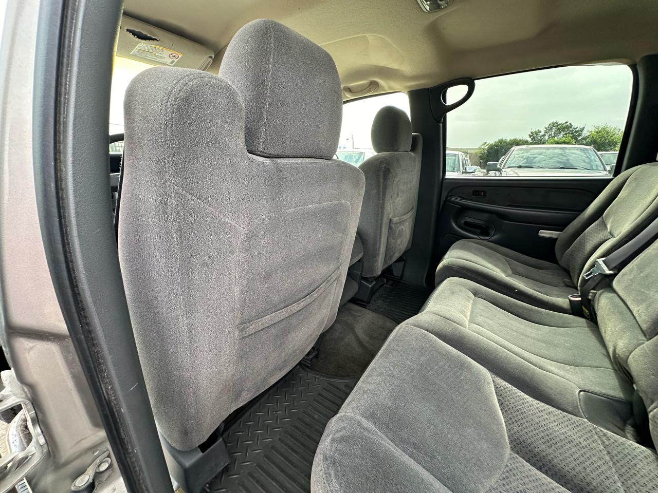 Chevrolet Silverado 2500HD LS Crew Cab Short Bed 2WD 2003