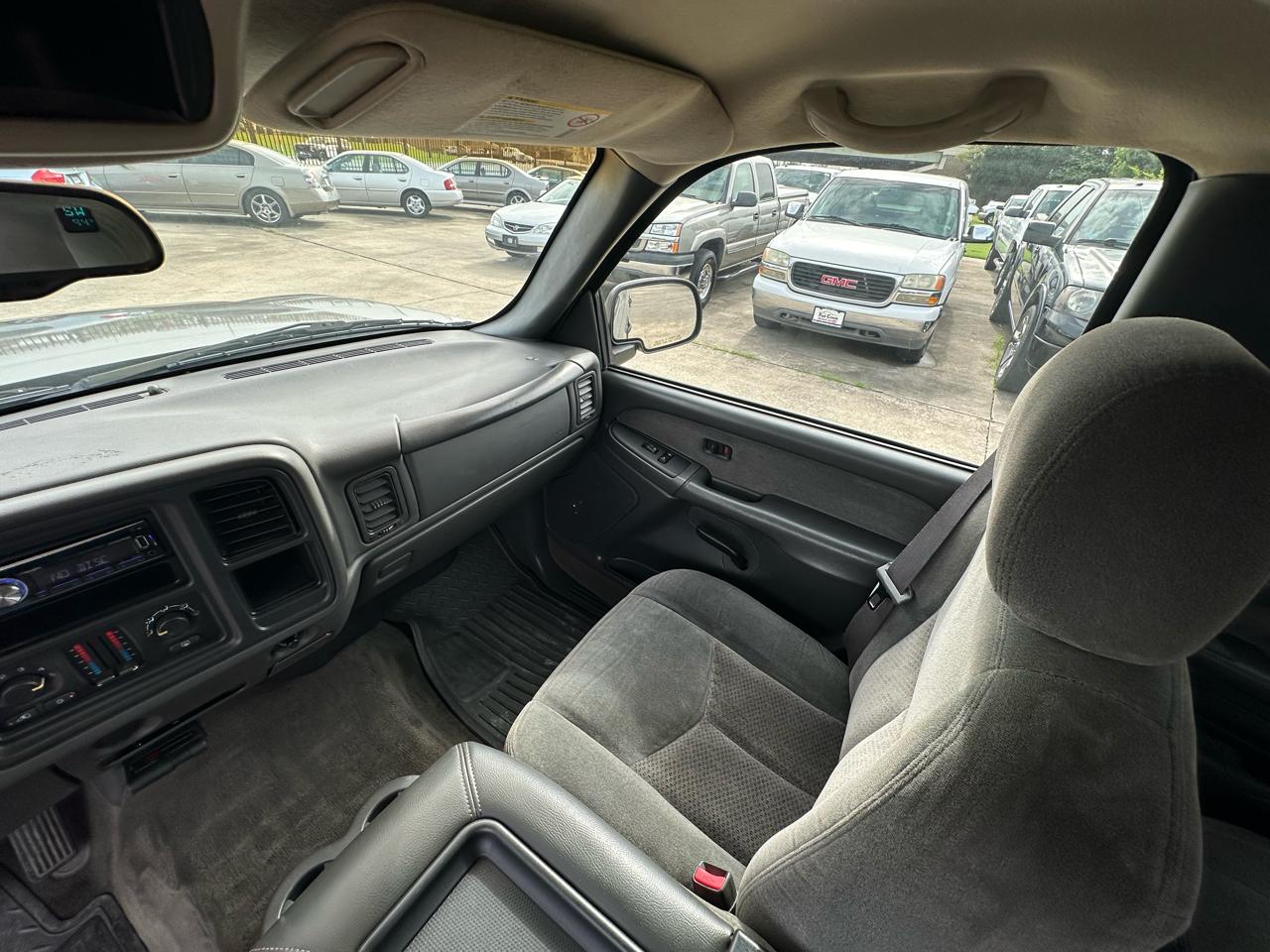 Chevrolet Silverado 2500HD LS Crew Cab Short Bed 2WD 2003
