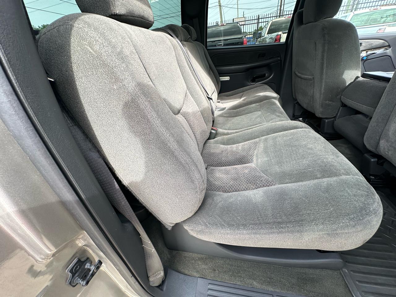 Chevrolet Silverado 2500HD LS Crew Cab Short Bed 2WD 2003