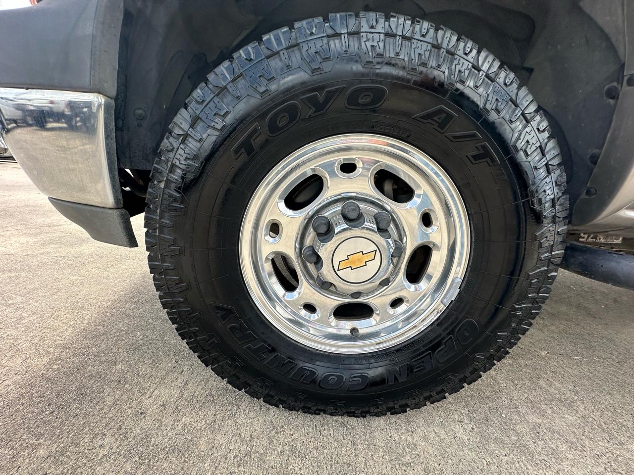Chevrolet Silverado 2500HD LT Ext. Cab Long Bed 4WD 2002