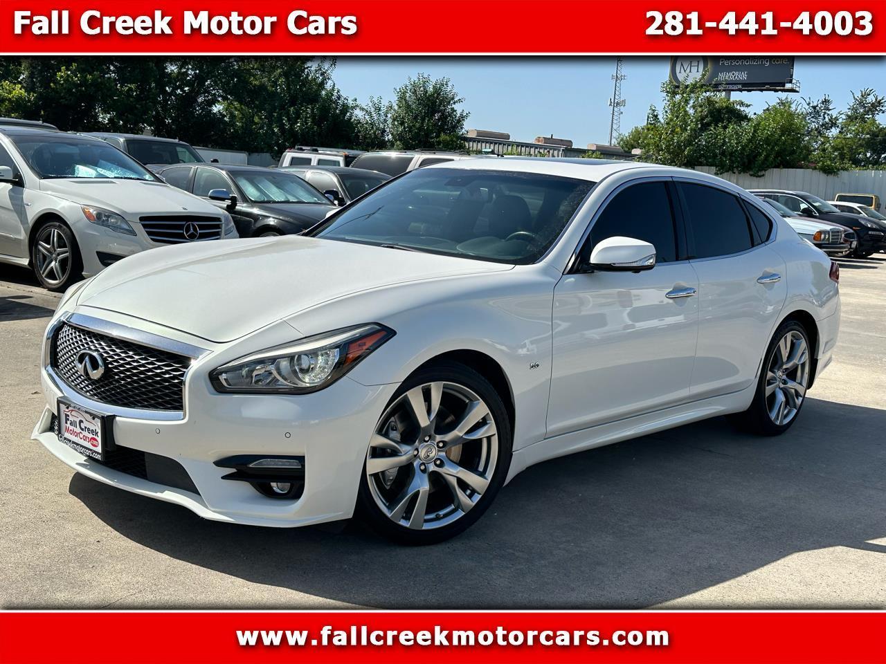Infiniti Q70 56 2015