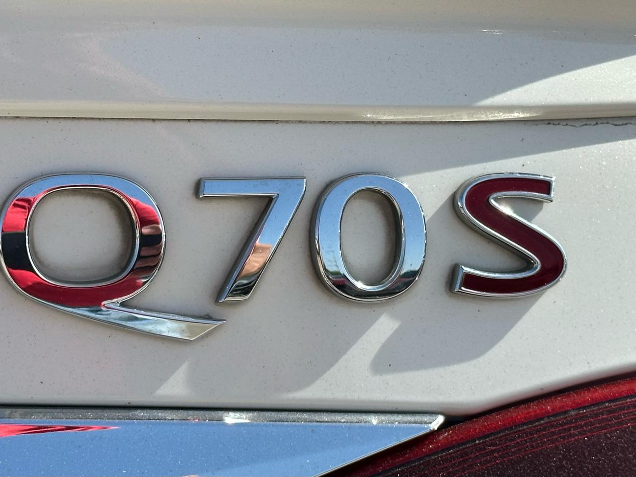Infiniti Q70 56 2015