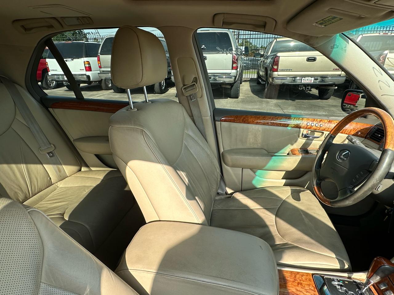 Lexus LS 430 Sedan 2004