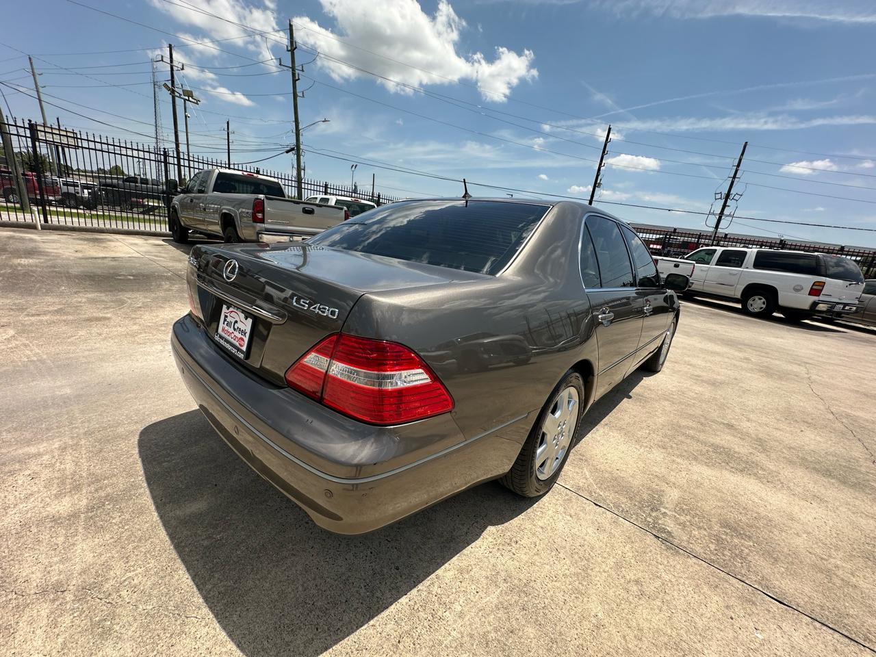 Lexus LS 430 Sedan 2004