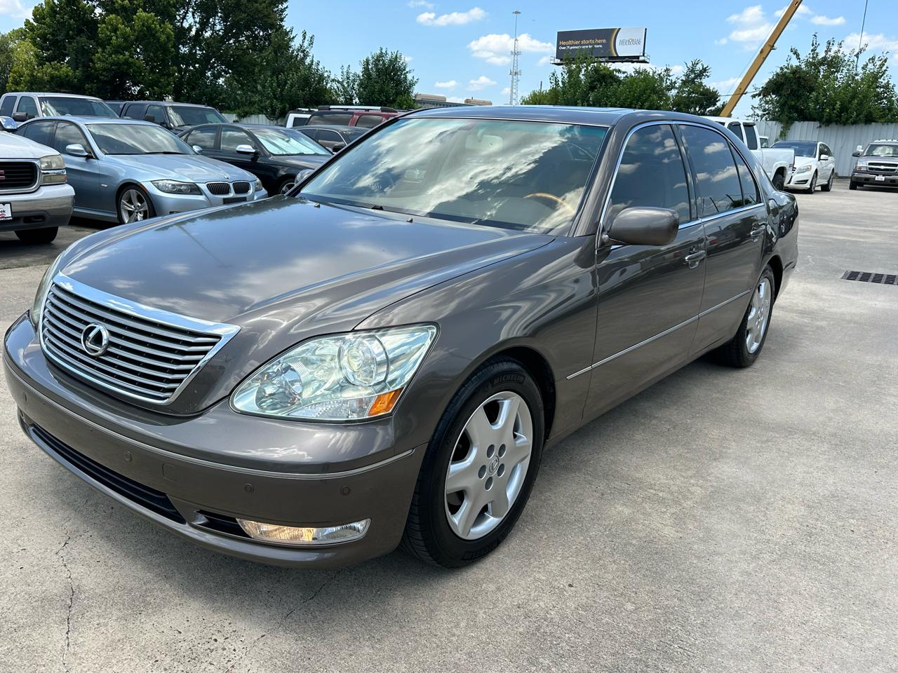 Lexus LS 430 Sedan 2004