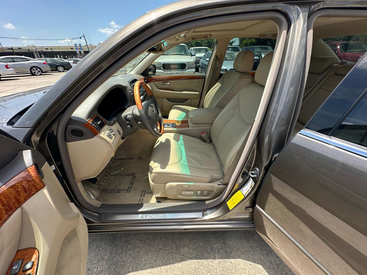 Lexus LS 430 Sedan 2004