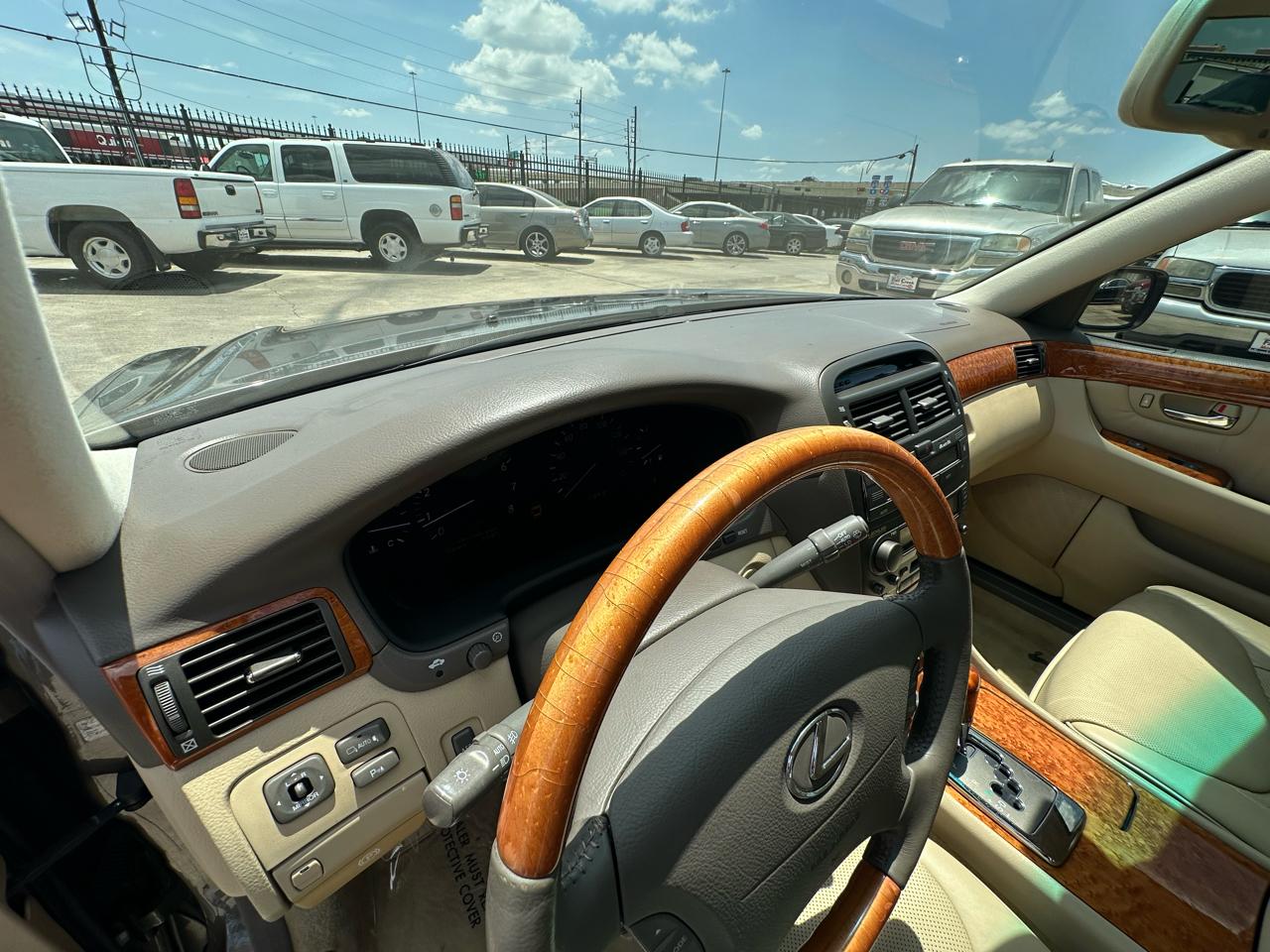 Lexus LS 430 Sedan 2004