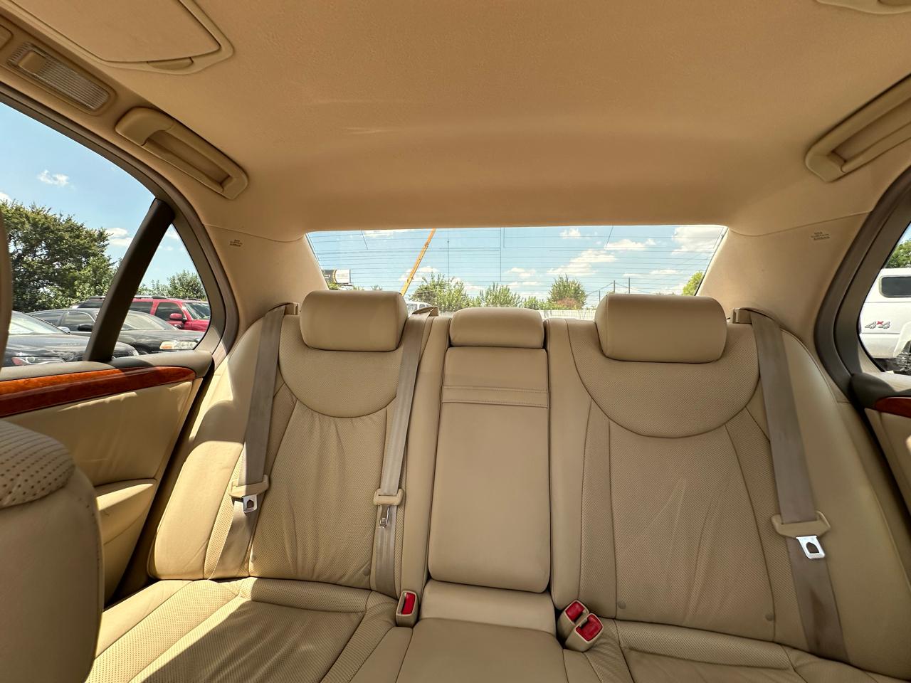 Lexus LS 430 Sedan 2004