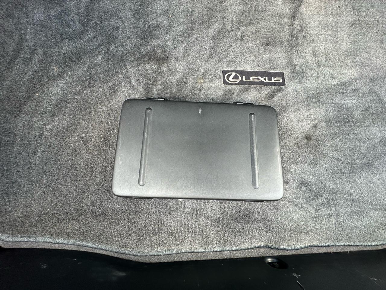 Lexus LS 430 Sedan 2004