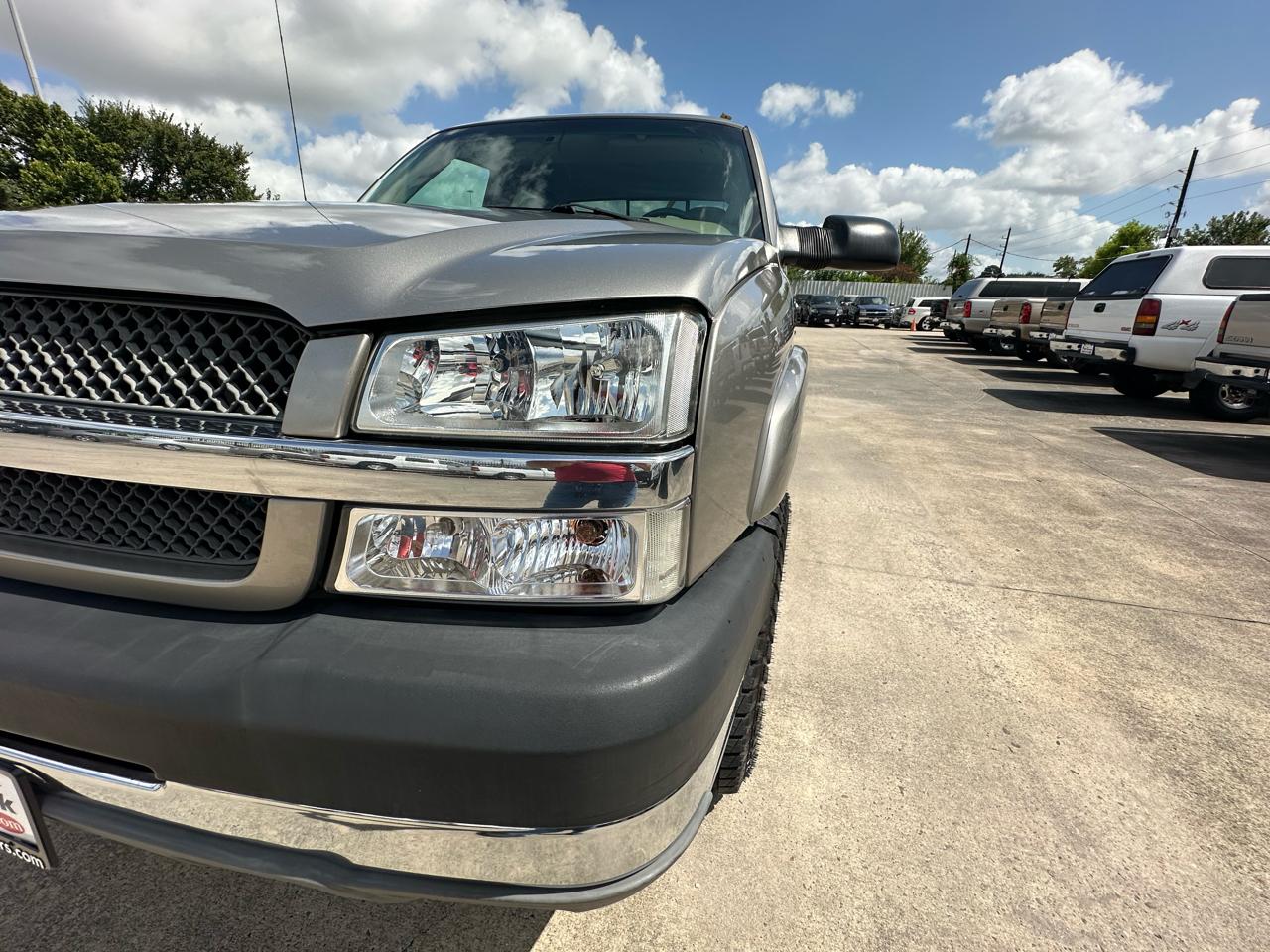 Chevrolet Silverado 2500HD LS Ext. Cab Long Bed 4WD 2003