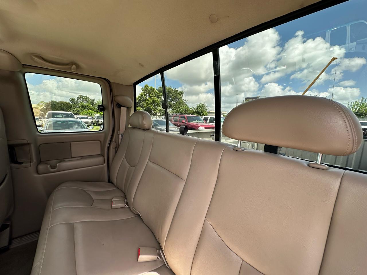 Chevrolet Silverado 2500HD LS Ext. Cab Long Bed 4WD 2003
