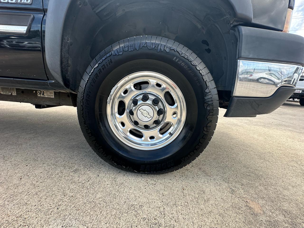 Chevrolet Silverado 2500HD LT Crew Cab Short Bed 4WD 2006
