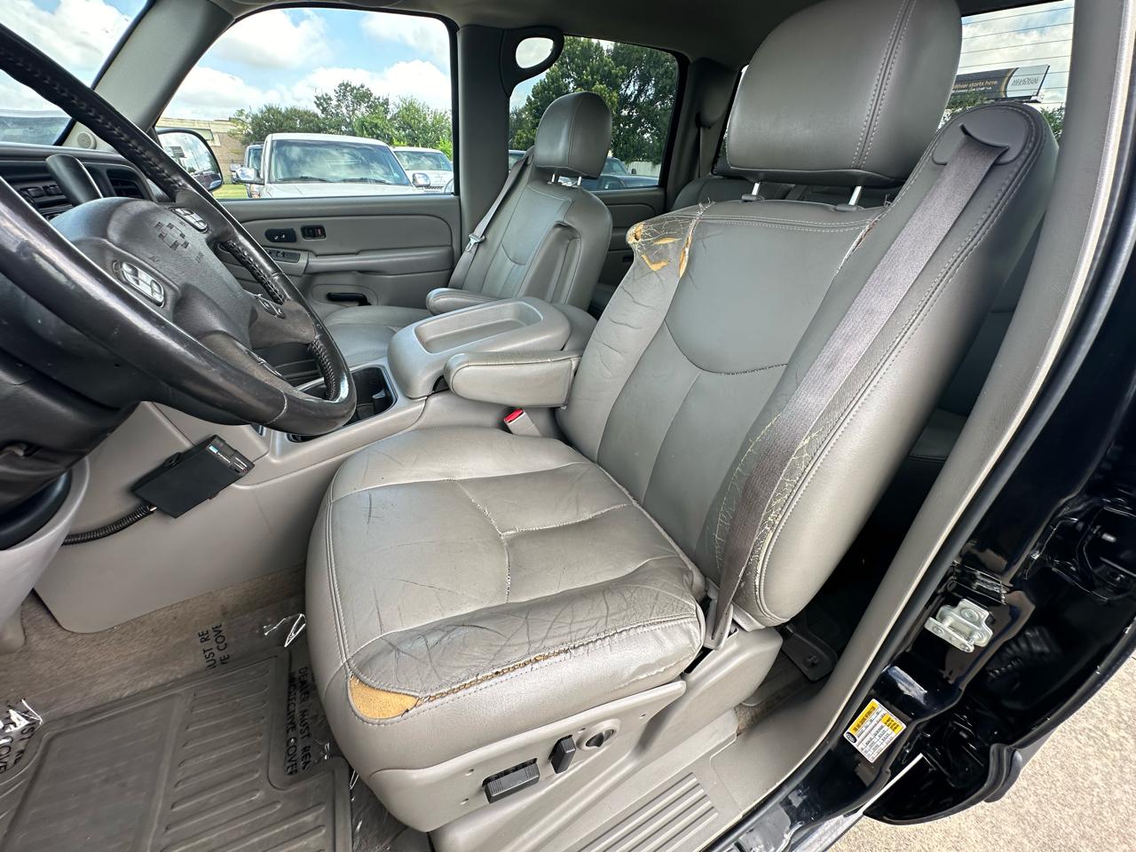 Chevrolet Silverado 2500HD LT Crew Cab Short Bed 4WD 2006