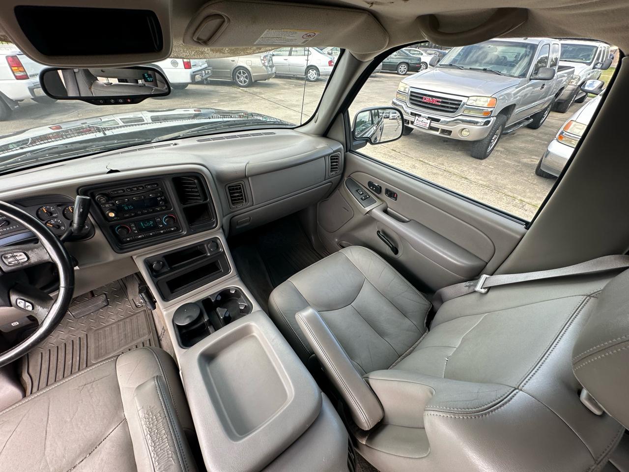 Chevrolet Silverado 2500HD LT Crew Cab Short Bed 4WD 2006