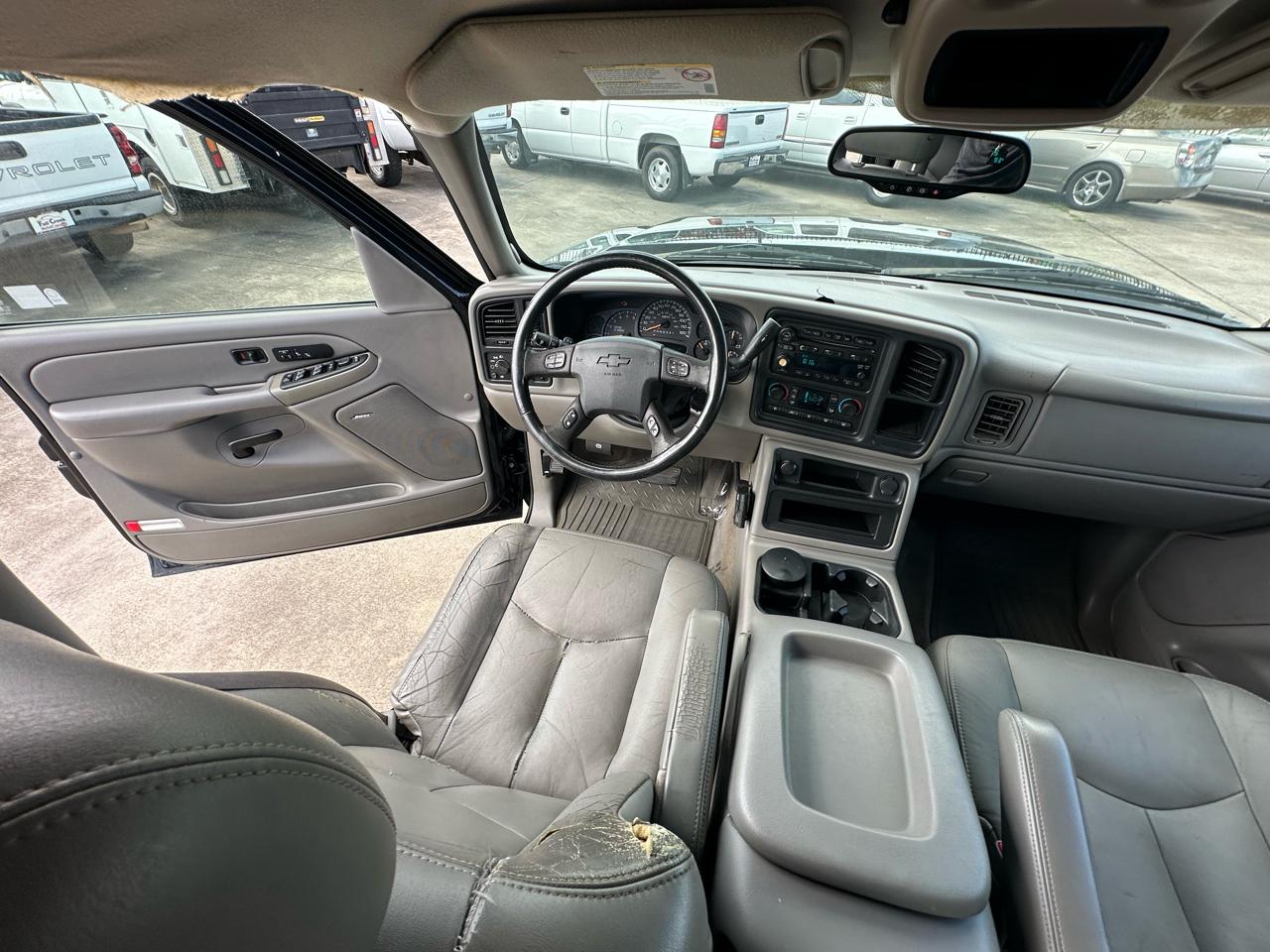 Chevrolet Silverado 2500HD LT Crew Cab Short Bed 4WD 2006