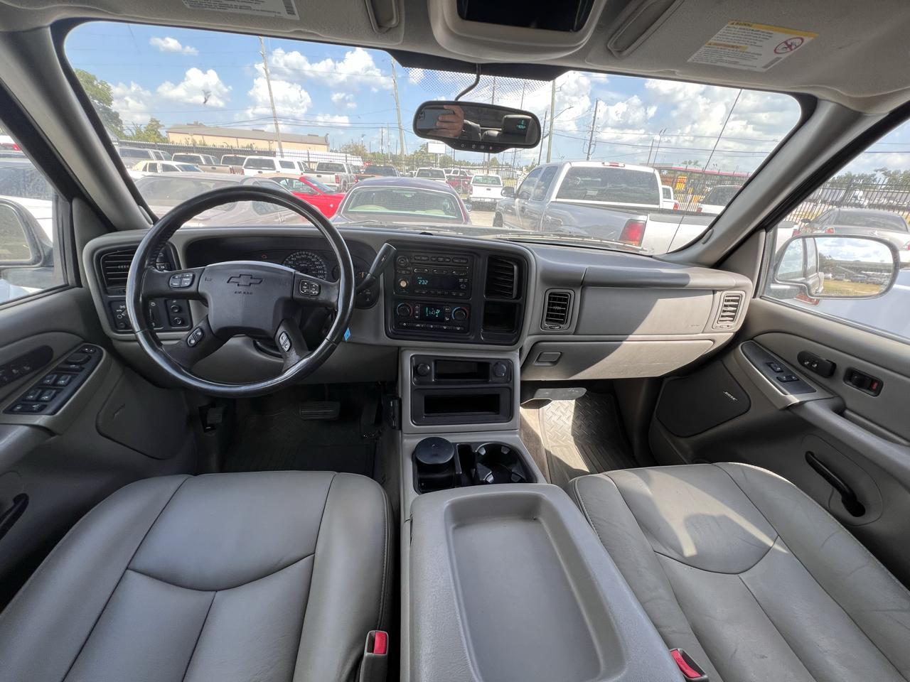 Chevrolet Silverado 2500HD LT Crew Cab Short Bed 4WD 2006