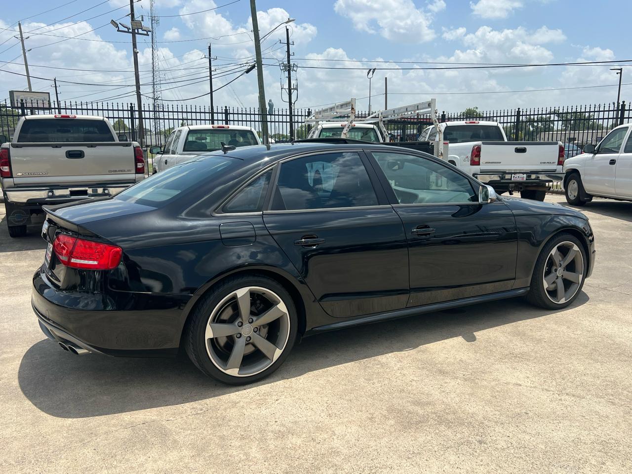 Audi S4 Prestige 4D Sedan Qtro 3.0T 2011