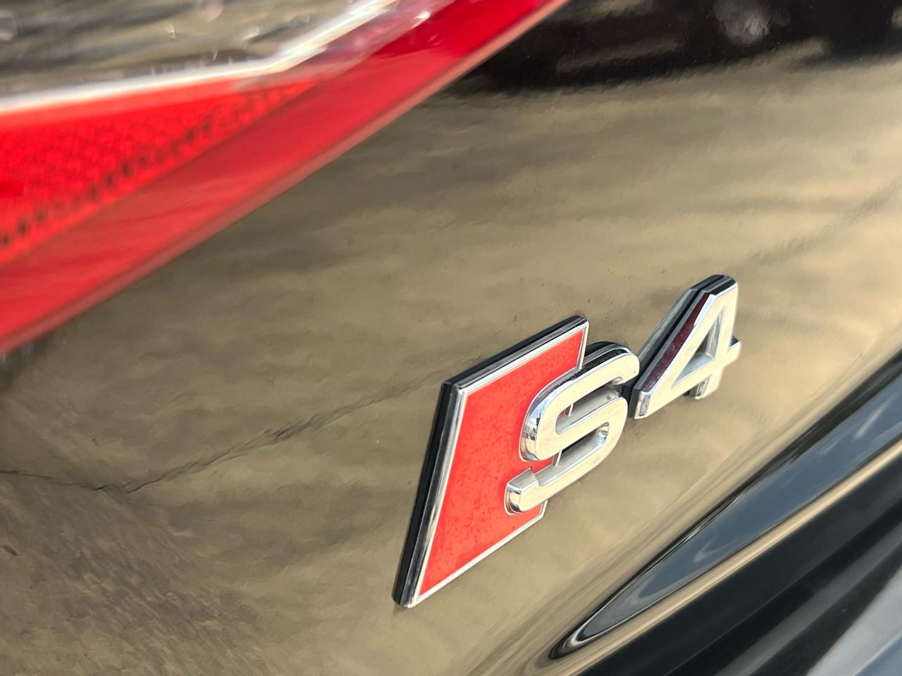 Audi S4 Prestige 4D Sedan Qtro 3.0T 2011