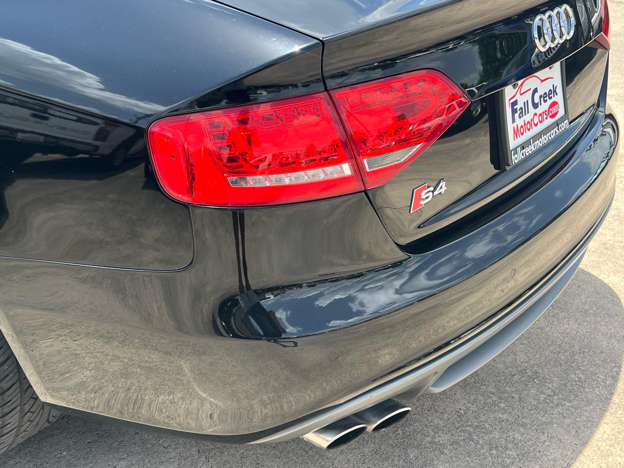 Audi S4 Prestige 4D Sedan Qtro 3.0T 2011