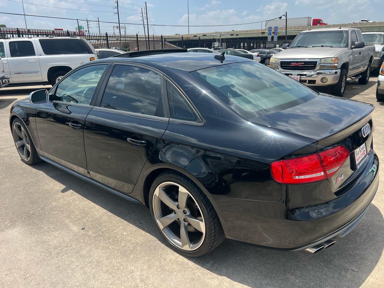 Audi S4 Prestige 4D Sedan Qtro 3.0T 2011