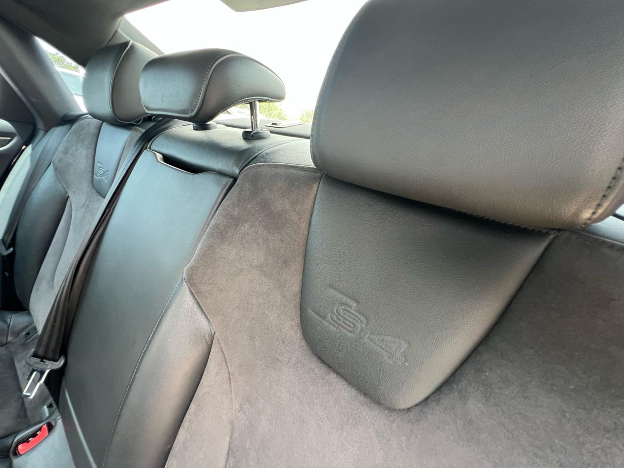 Audi S4 Prestige 4D Sedan Qtro 3.0T 2011