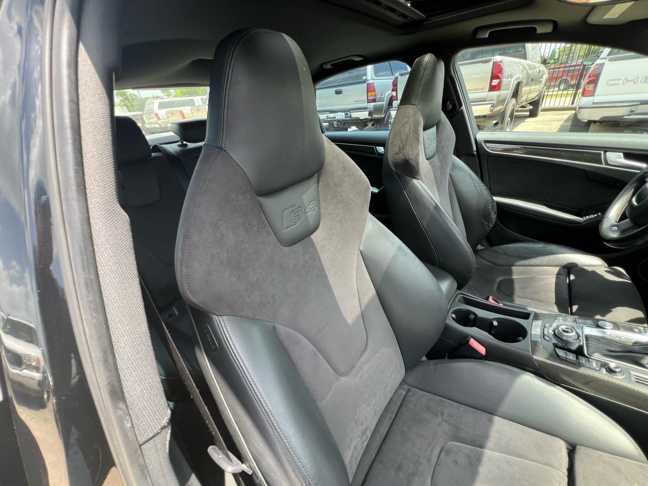 Audi S4 Prestige 4D Sedan Qtro 3.0T 2011