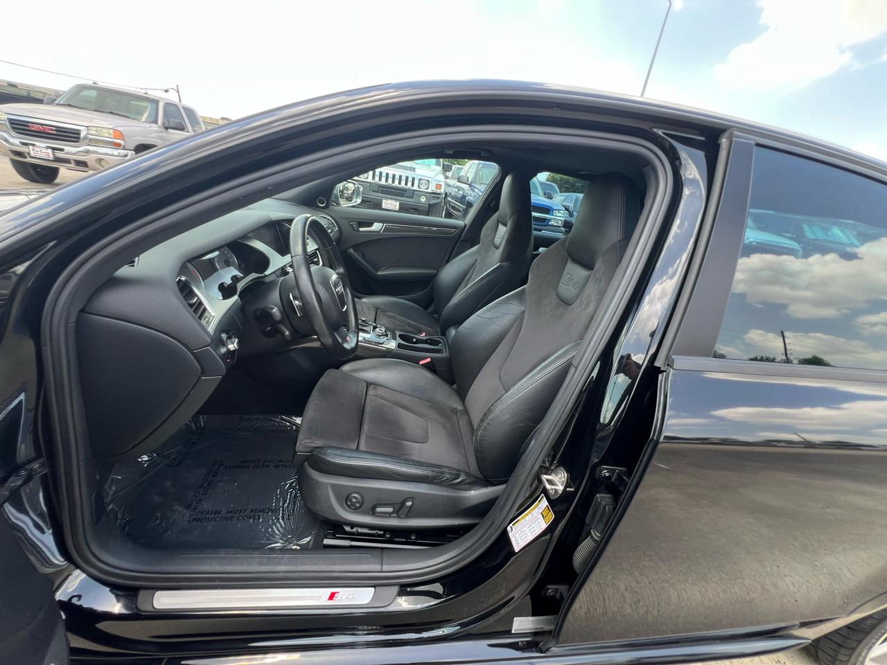 Audi S4 Prestige 4D Sedan Qtro 3.0T 2011