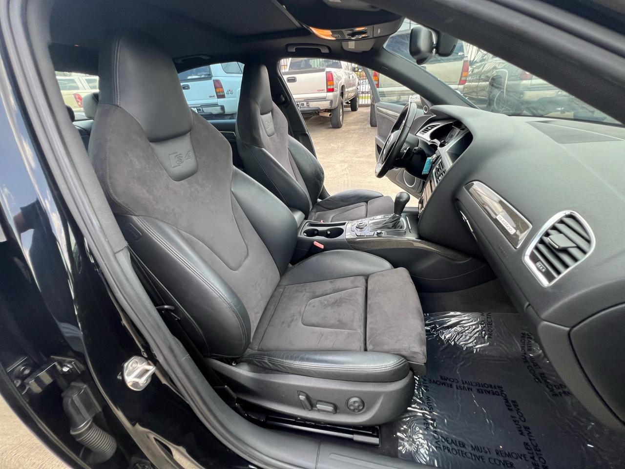 Audi S4 Prestige 4D Sedan Qtro 3.0T 2011