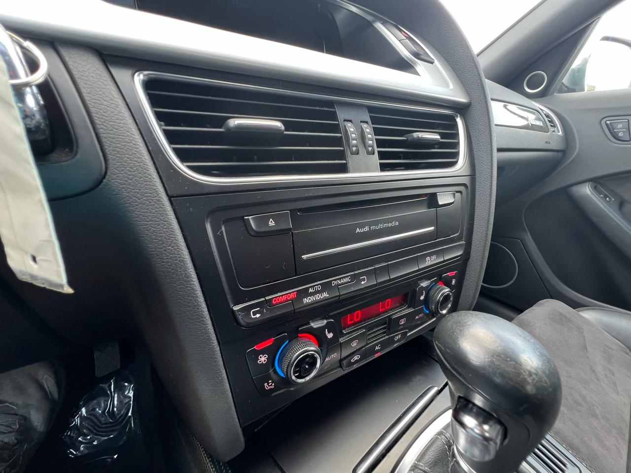 Audi S4 Prestige 4D Sedan Qtro 3.0T 2011