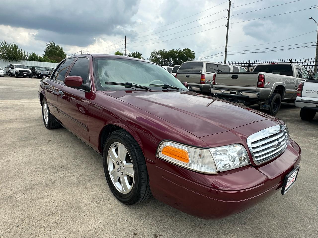 Ford Crown Victoria LX 2011