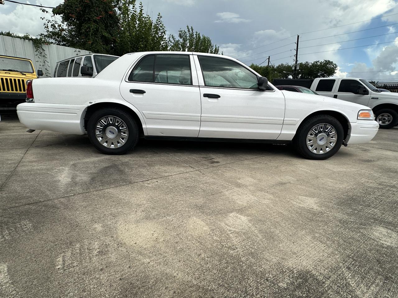 Ford Crown Victoria Standard 2006