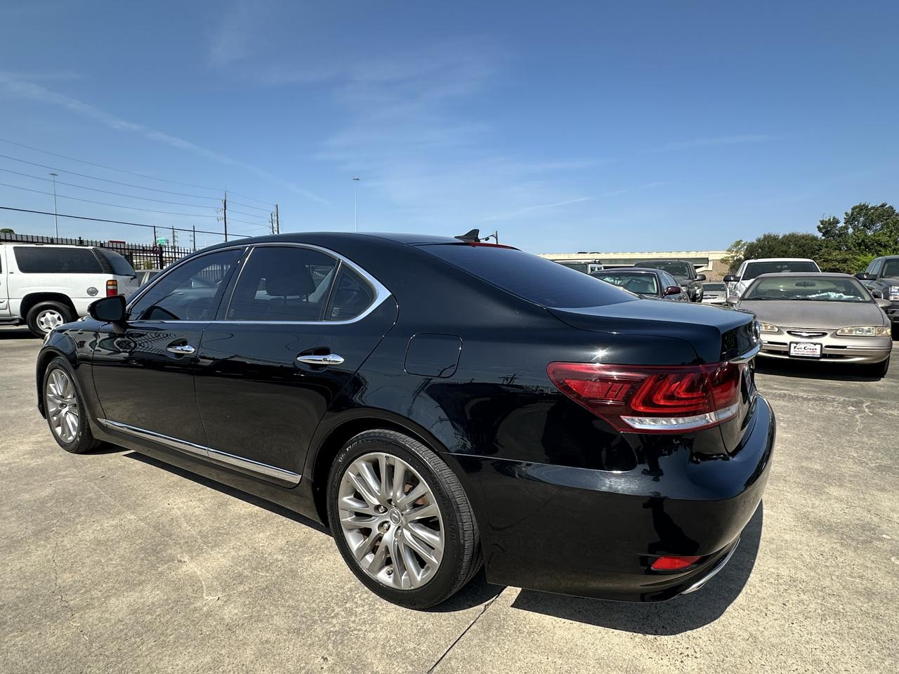 Lexus LS 460 Luxury Sedan 2013