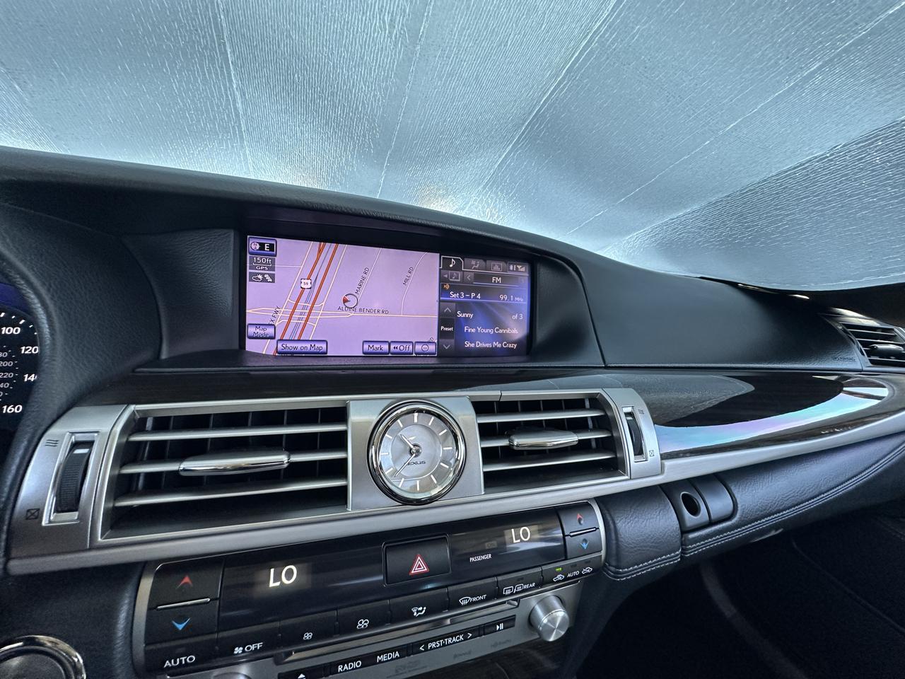 Lexus LS 460 Luxury Sedan 2013