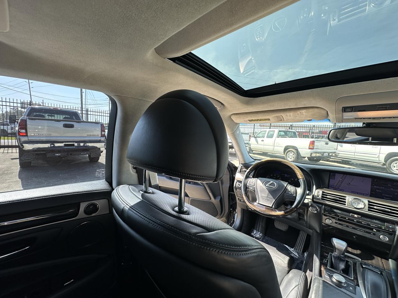 Lexus LS 460 Luxury Sedan 2013