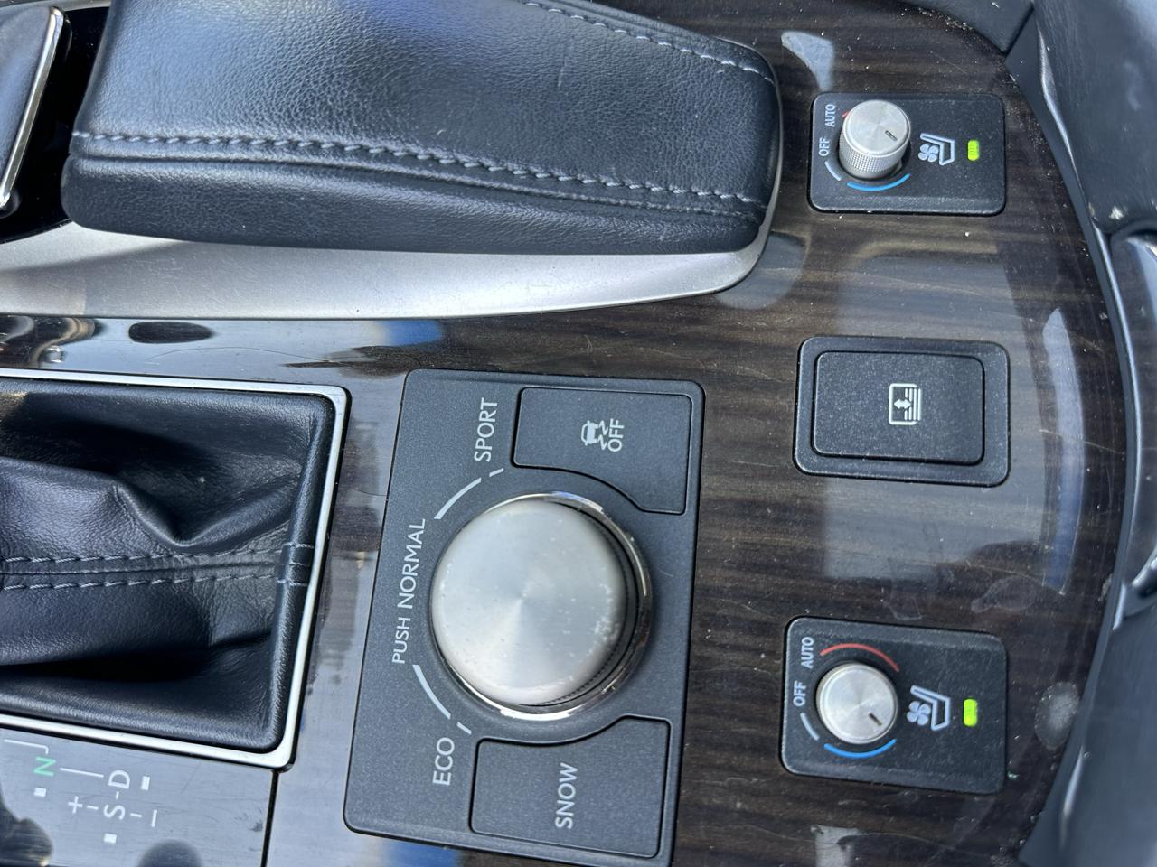 Lexus LS 460 Luxury Sedan 2013