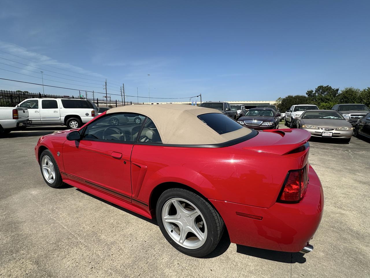 Ford Mustang GT convertible 1999