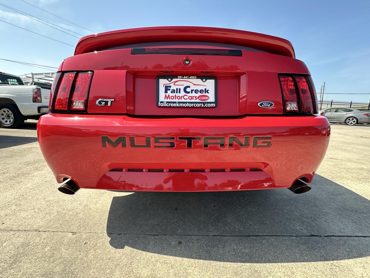 Ford Mustang GT convertible 1999