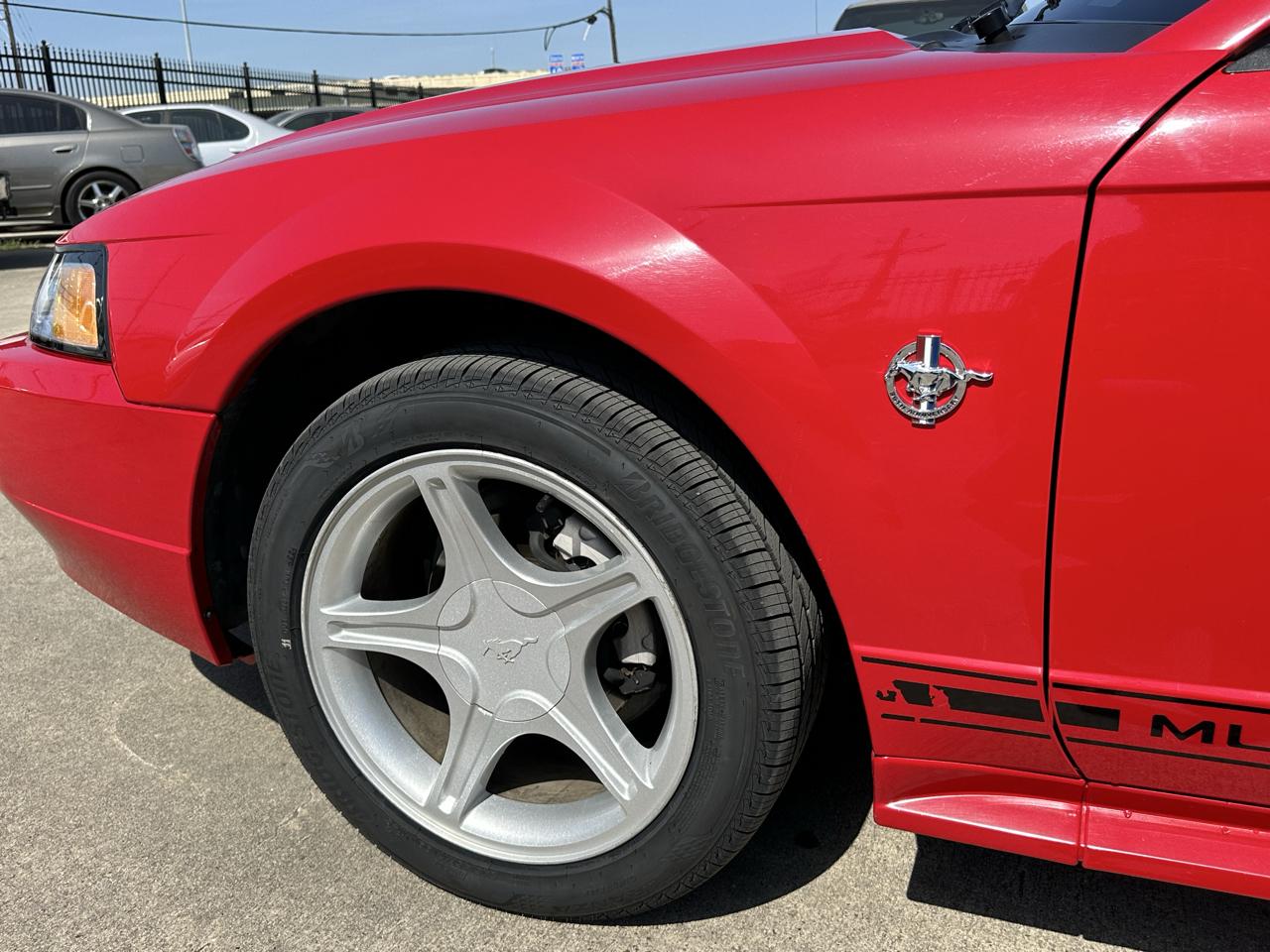 Ford Mustang GT convertible 1999