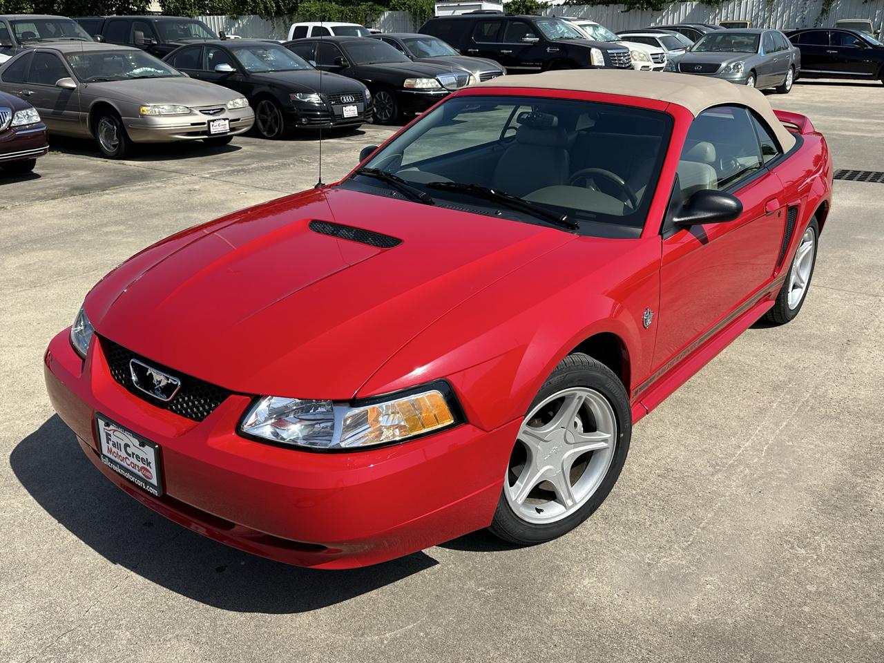 Ford Mustang GT convertible 1999