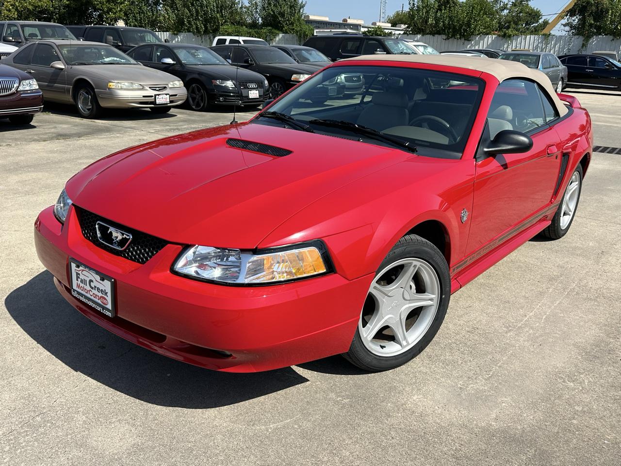 Ford Mustang GT convertible 1999
