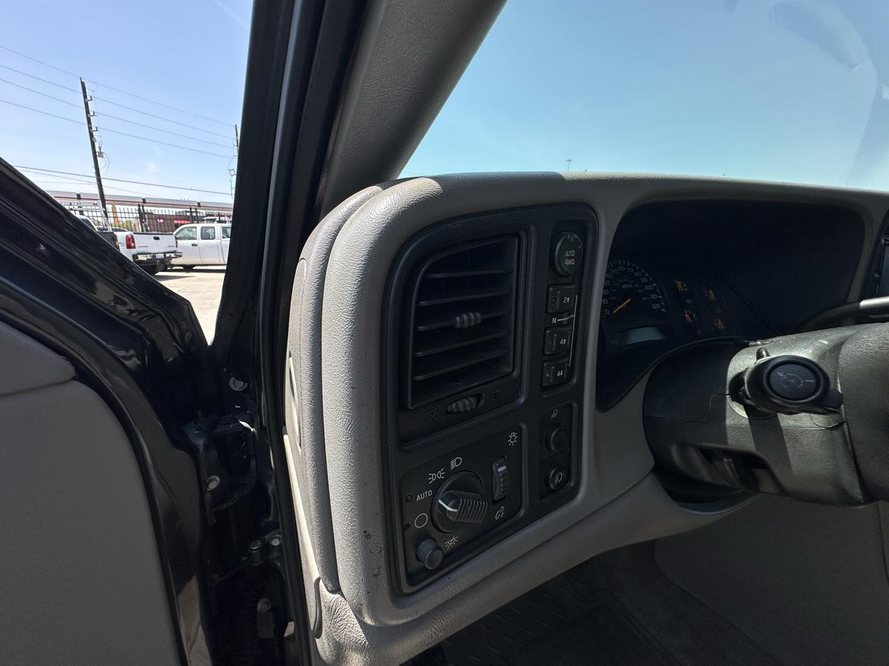 Chevrolet Silverado 1500 LT Ext. Cab Short Bed 4WD 2003