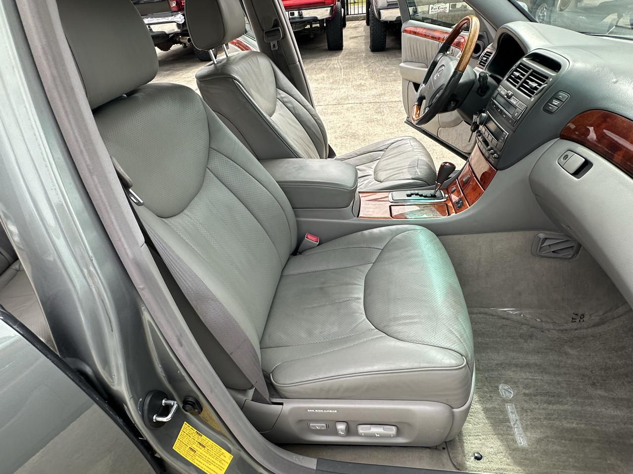 Lexus LS 430 Sedan 2003