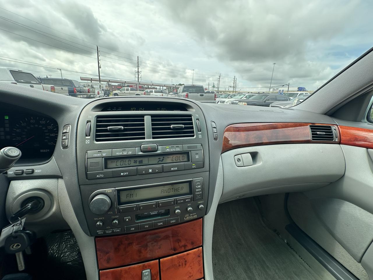 Lexus LS 430 Sedan 2003