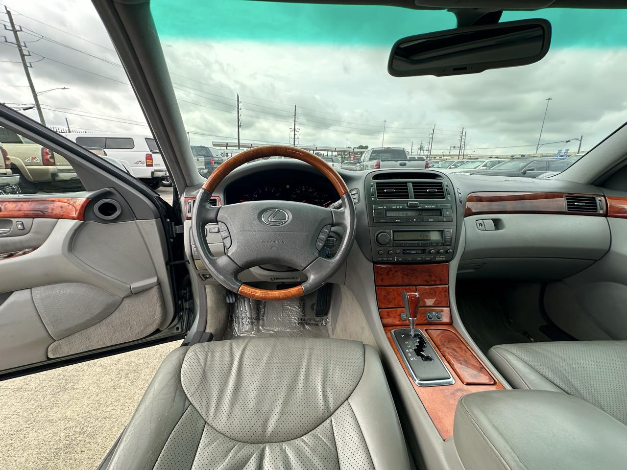 Lexus LS 430 Sedan 2003