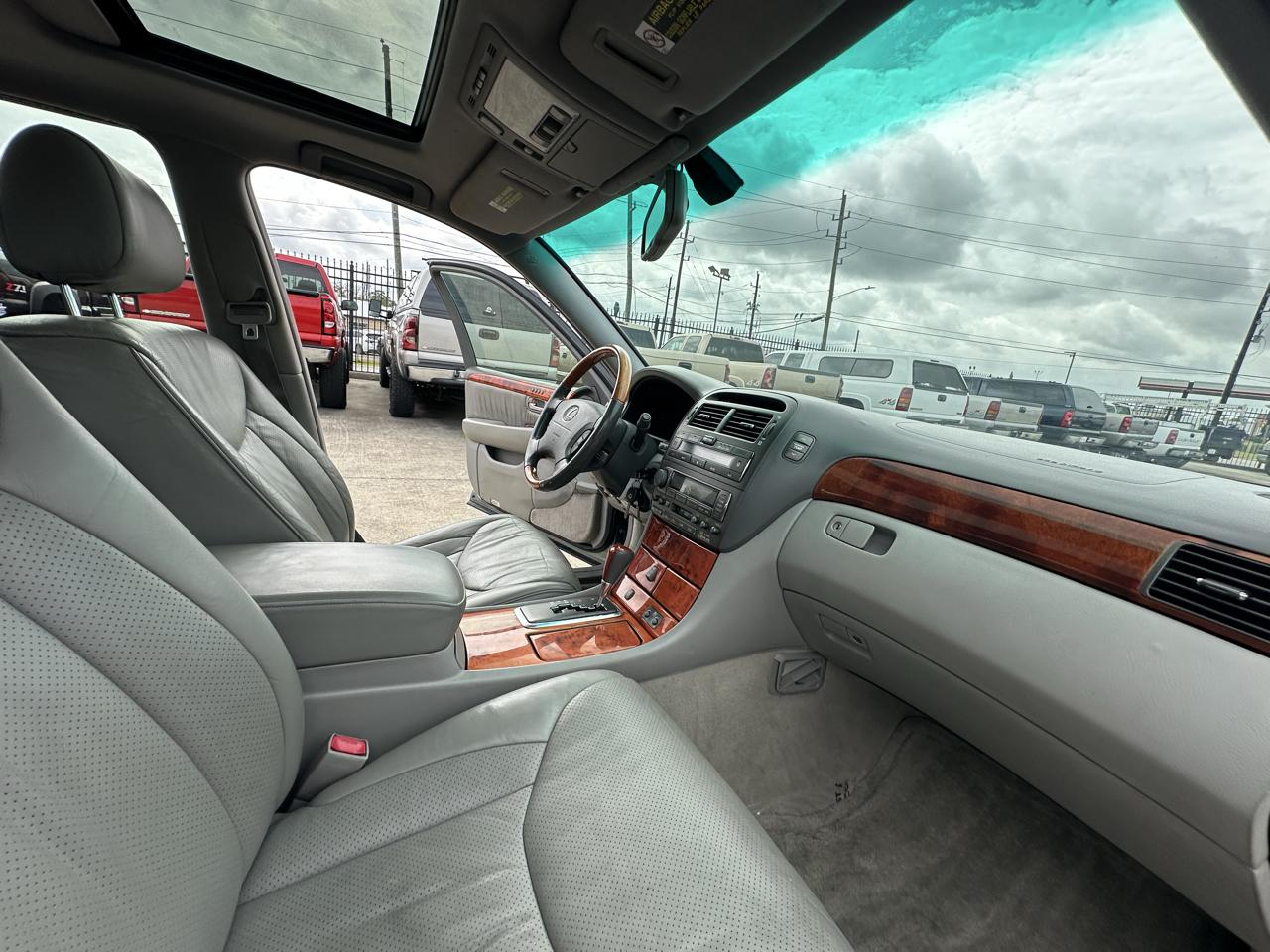 Lexus LS 430 Sedan 2003