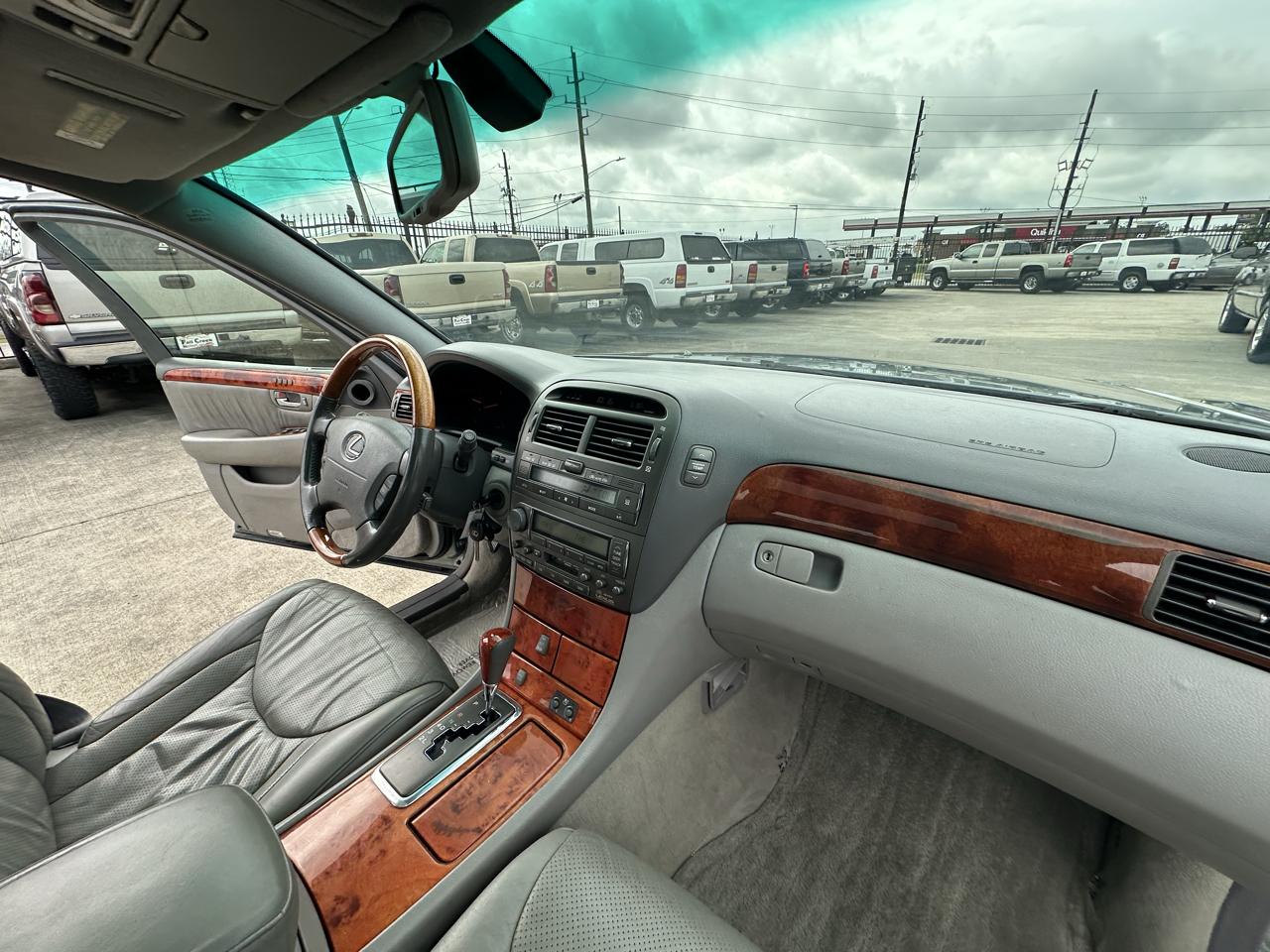 Lexus LS 430 Sedan 2003