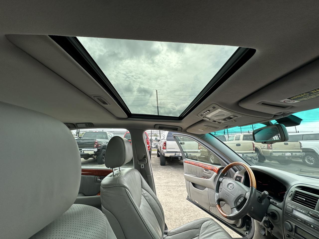 Lexus LS 430 Sedan 2003